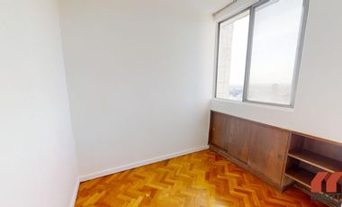 Departamento en alquiler en San Isidro 4 ambientes en Dúplex con escritorio, toilette y balcón,