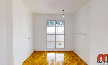 Departamento en alquiler en San Isidro 4 ambientes en Dúplex con escritorio, toilette y balcón,