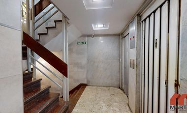 Departamento en alquiler en San Isidro 4 ambientes en Dúplex con escritorio, toilette y balcón,