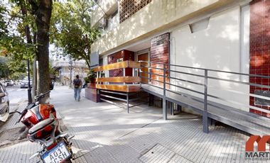 Departamento en alquiler en San Isidro 4 ambientes en Dúplex con escritorio, toilette y balcón,