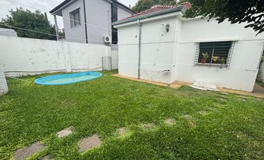 Chalet excelente ubicación, 3 dormitorios, jardín, quincho - Martinez