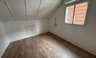 Chalet excelente ubicación, 3 dormitorios, jardín, quincho - Martinez