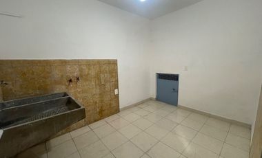 OFICINAS/CASA EN RENTA CON USO DE SUELO EN CUAUHTÉMOC, CDMX