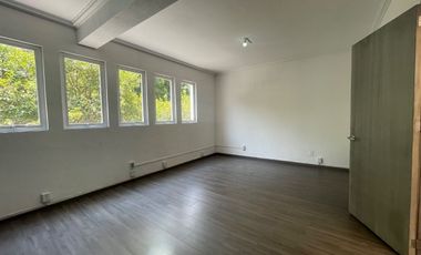 OFICINAS/CASA EN RENTA CON USO DE SUELO EN CUAUHTÉMOC, CDMX