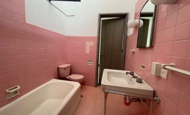 OFICINAS/CASA EN RENTA CON USO DE SUELO EN CUAUHTÉMOC, CDMX