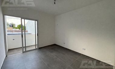 DEPTO 2 AMBIENTES A ESTRENAR | BALCÓN | COCHERA | CASTELAR NORTE