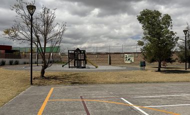 CASA UBICADA  EN Av. Fuente de Barcaza, San Andrés Ocotlán