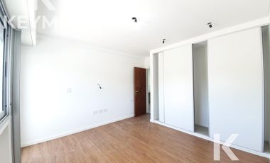 ALQUILER CASA Gonnet 3 DORMITORIOS A ESTRENAR