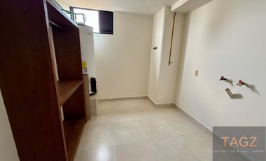 Renta moderno departamento Lomas Country Interlomas con terraza