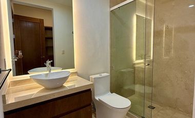 Renta moderno departamento Lomas Country Interlomas con terraza