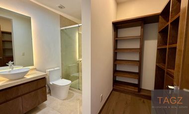 Renta moderno departamento Lomas Country Interlomas con terraza