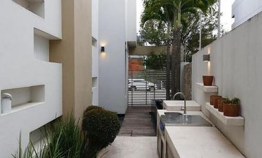 Casa en Renta en Puerta del Bosque, Zapopan | 3 Recámaras y Estudio | Lujo y Seg