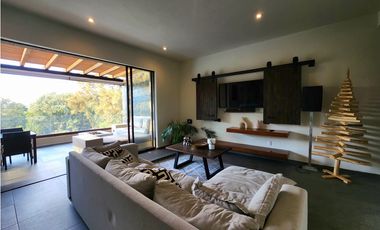 RENTA DE TOWN HOUSE EN RESIDENCIAL VALLE DE BRAVO