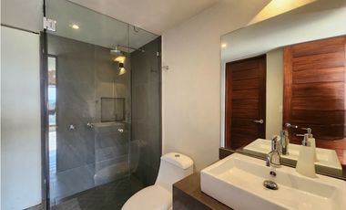 RENTA DE TOWN HOUSE EN RESIDENCIAL VALLE DE BRAVO