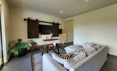 RENTA DE TOWN HOUSE EN RESIDENCIAL VALLE DE BRAVO
