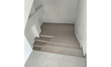 ESTRENA NUEVAS OFICINAS EN SATELITE ATRAS DE SUBURBIA