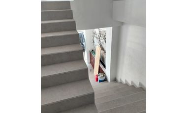 ESTRENA NUEVAS OFICINAS EN SATELITE ATRAS DE SUBURBIA