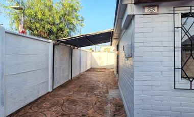 Arriendo de casa de 3 dormitorios, en La Cruz,  Disponible desde 1 febrero 2026.  $530.000