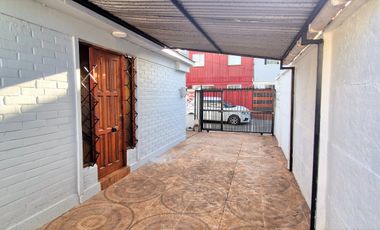 Arriendo de casa de 3 dormitorios, en La Cruz,  Disponible desde 1 febrero 2026.  $530.000