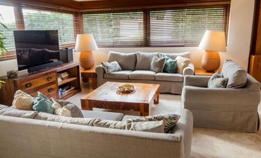 Casa en venta en condominio 4 recámaras frente a la laguna en Zona Hotelera, Cancún