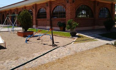 CASA CAMPESTRE LOS SAUCES LEON VENTA