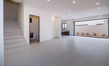 Casa en Venta en Río, Av. Huayacán, Cancún