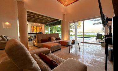 Casa frente a la Laguna en Pok Ta Pok, Cancún