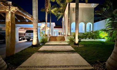 Casa frente a la Laguna en Pok Ta Pok, Cancún