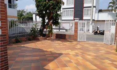 CASA ARRIENDO PARA USO DE VIVIENDA SAN LUIS