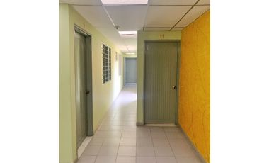 VENDO CASA/HOTEL CON 18 HABITACIONES POR LA 13