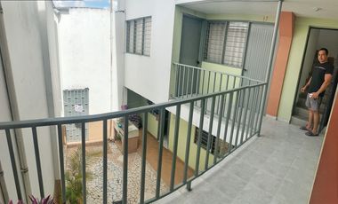 VENDO CASA/HOTEL CON 18 HABITACIONES POR LA 13