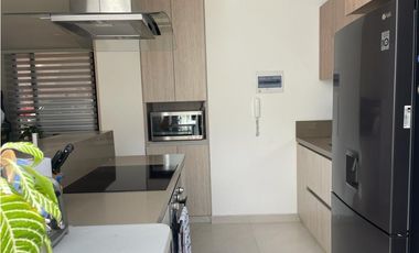 Arriendo casa de dos niveles en Cajica en Conjunto Cerrado.