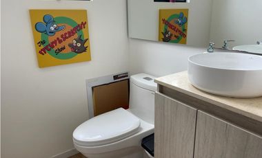 Arriendo casa de dos niveles en Cajica en Conjunto Cerrado.