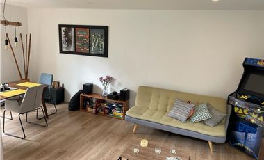 Arriendo casa de dos niveles en Cajica en Conjunto Cerrado.