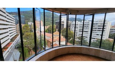 ARRIENDO OFICINA   710M2 TORRE EMPRESARIAL  OBRA GRIS CHICO