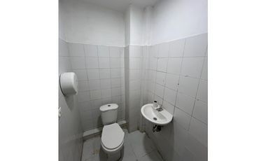 Se Arrienda Bodega/Local En La América, Medellín