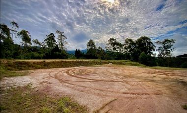 VENTA ESPECTACULAR LOTE EN PARCELACIÓN GUARNE