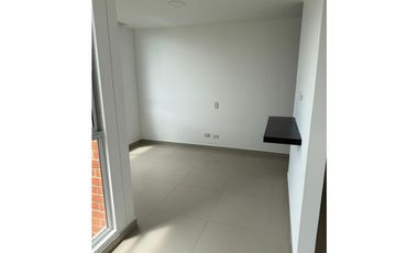 VENDO APARTAMENTO REMANSOS DEL LILI PASEO CALI SUR