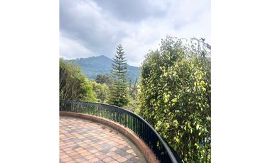 Santa Barbara Alta Hermoso e Iluminado Apartamento con Terraza