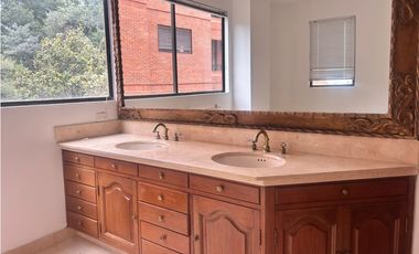 Santa Barbara Alta Hermoso e Iluminado Apartamento con Terraza