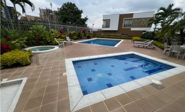 Casa en conjunto cerrado en venta, norte de Armenia