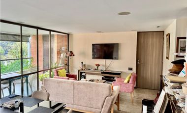 Apartamento en venta en El Poblado - Santa María de Los ngeles