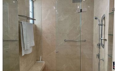 Apartamento con vista Frontal a Playa Salguero - 005R