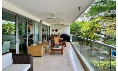 Apartamento con vista Frontal a Playa Salguero - 005R