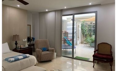 Apartamento con vista Frontal a Playa Salguero - 005R