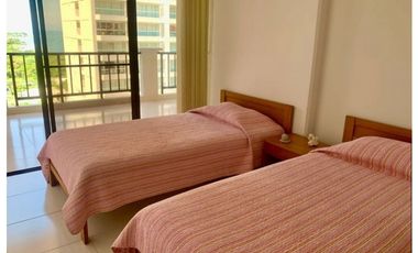 Confortable Apartamento en Primera Línea - 005 R