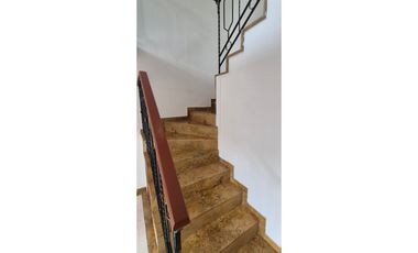 CASA EN VENTA EN CONJUNTO CERRADO NORTE DE ARMENIA QUINDO