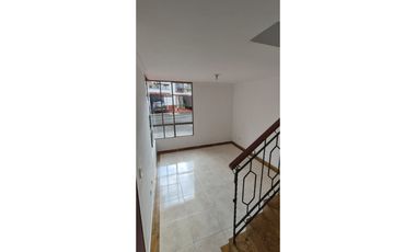 CASA EN VENTA EN CONJUNTO CERRADO NORTE DE ARMENIA QUINDO