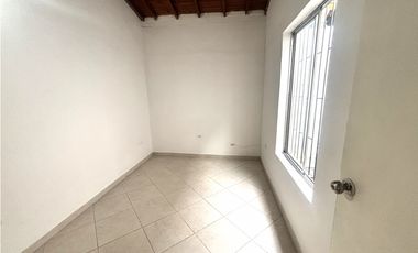 ARRIENDO CASA UNIFAMILIAR EN SABANETA - PRADOS DE SABANETA