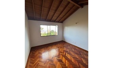 Casa en Arriendo Loma del Chocho Envigado